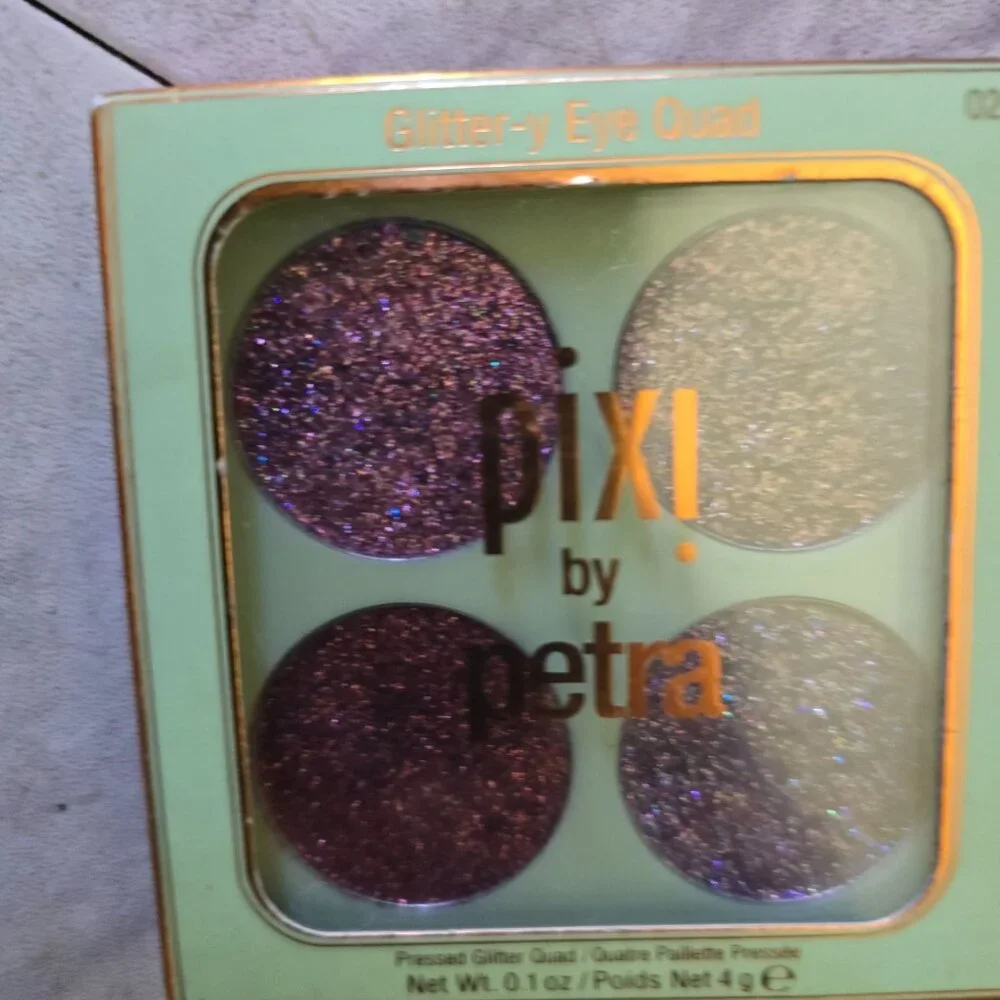 Pixi Beauty Rose Body Travel Kit‎ & Glitter Eye Quad Makeup Set